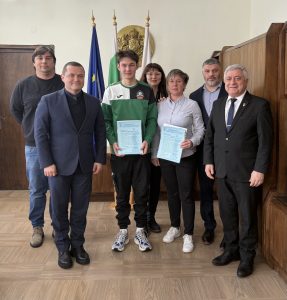 Министър Исмаилов: Увеличаването на цените на горивата е проблем, за който всички държави от ЕС търсим решение