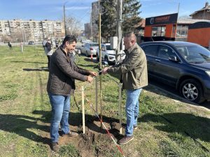 Бивш учител получи 18 години затвор за изнасилване, тормоз над ученик