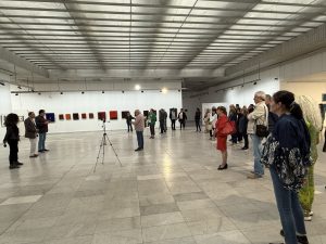 Първият смартфон от серия “Air” на Huawei, разкрит в списъка на China Telecom · TechNode