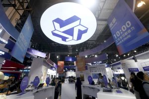 Техническите фирми се увеличават в AI модели с отворен код