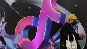 Douyin на Bytedance поема Alibaba, Meituan и JD.com в Китайската надпревара за незабавна доставка