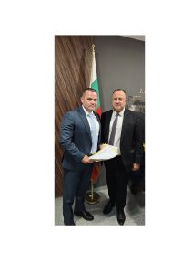 Китайската офшорна петролна компания отчита рекордни нива на производство