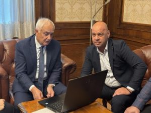 Костадин Димитров пред министър Запрянов: Планираме изграждането на парк и детски заведения на територията на бившите военни поделения