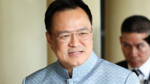 Сблъсък между трактор и камион ограничи движението край Добри дял