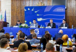 Министър Енчо Керязов откри Европейските първенства по снукър в София