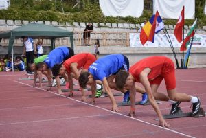 Магията на Казанлък: Царица Роза 2026 поведе най-голямото пъстро дефиле в България