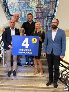 С официална церемония на летище Пловдив посрещат първия полет от Милано