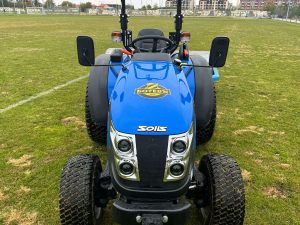 Ботев закупи мултифункционален трактор, модернизирането на базата в “Коматево” продължава