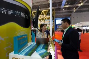 Китайско-казахстанското сътрудничество показва ползи в търговията и междукултурния обмен