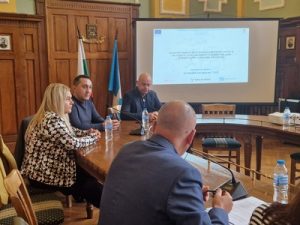 НКЖИ представи проектни решения за линиите Пловдив-Филипово и Крумово-летище Пловдив пред кмета Костадин Димитров