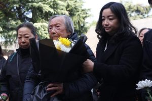 Семействата почитат жертвите на Нанкин преди възпоменателния ден