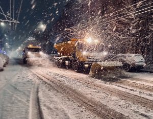 Продължава работата на снегопочистващите фирми по поддържане на проходимостта на пътната мрежа в община Русе