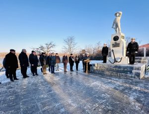 С поднасяне на венци и цветя Русе отдаде почит на 145-годишната история на ВВМУ „Н. Й. Вапцаров“