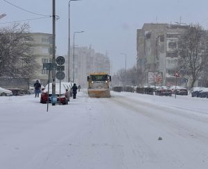 Проходимостта на пътната мрежа в Русе и общината се поддържа при усложнени зимни условия