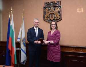 Кметът Благомир Коцев прие посланика на Ирландия у нас Н. Пр. Катрин Банън