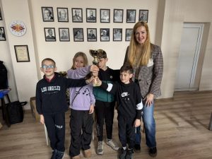 Оспорвани и вълнуващи шахматни срещи на областния етап на ученическите игри в Стара Загора