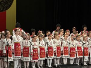 Националният фолклорен конкурс „Дунавски славеи“ събра в Русе младия елит на народната музика