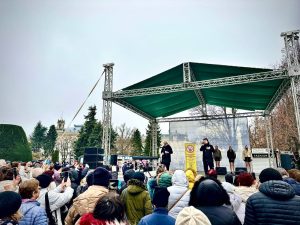 Стотици русенци пяха заедно с Братя Аргирови по време на концерта „Не на насилието, да на доброто!“