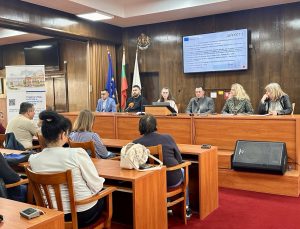 Община Русе представи проект за нов корпус на Доходното здание и обновяване на сградите на Регионалната библиотека и Обредния дом