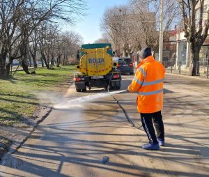 Планово миене на бул. „Цар Освободител“ на 6 март