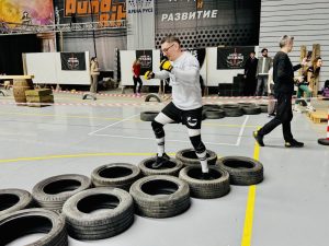 Над 50 участници от девет отбора преминаха през предизвикателствата на „Арена на титаните“ в Русе