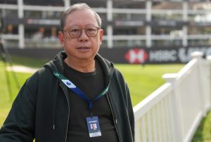 LIV Golf Hong Kong започва да прави отметки, с огромна публика, готова за 3-посочна битка в последния ден