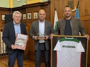 POP MART ще дебютира ограничено издание на хладилник Labubu на JD.com