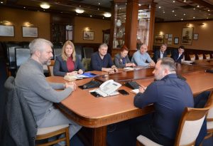 Кметът Благомир Коцев изиска информация от районните кметове за пътната рехабилитация