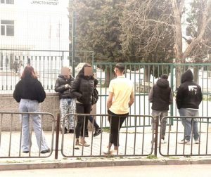 Четири институции продължават съвместните проверки срещу тютюнопушенето около училищата в Стара Загора