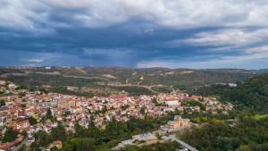 Община Велико Търново сключва първите договори с одобрените кандидати за нови екологични отоплителни уреди