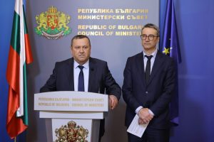 Министър Адемов: Нова наредба ще определя енергийно бедни и енергийно уязвими