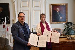 Обявен е конкурс за избор на първи управител на Националния фонд за декарбонизация