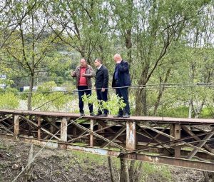 Кметът Пенчо Милков инспектира първия етап от почистването по поречието на Русенски Лом