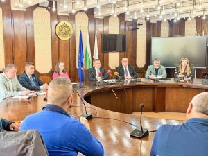 Кметът Пенчо Милков и екипът му представиха актуална информация по важни за жителите на общината теми