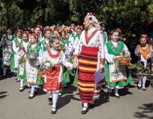 4 765 именици в старозагорско ще отбележат най-цветните пролетни празници