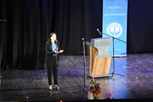 Зам.-кметът Надежда Чакърова поздрави бъдещите учители при дипломирането им в Тракийския университет