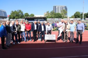 Паметна плоча на Градския стадион отбеляза три футболни годишнини на Русе