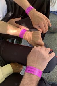 Община Русе въведе лилави гривни с QR код за по-голяма сигурност на потребителите в дом „Приста“
