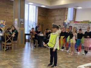 ЗА 25-ТА ГОДИНА НАЦИОНАЛНАТА ВИКТОРИНА „ДА ЗАПАЗИМ ДЕЦАТА НА ПЪТЯ“ СЪБРА УЧЕНИЦИ ОТ ЦЯЛАТА СТРАНА В БОТЕВГРАД
