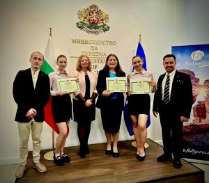 Русенски ученици влязоха в ролята на министър на туризма за един ден