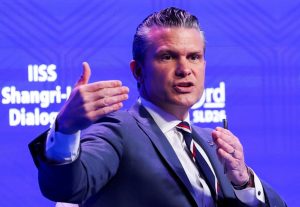 Политиката на Пентагона незаконно забрани транссексуалните войски от армията, правилата на апелативния съд