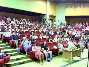 Заместник-кметът Енчо Енчев поздрави зрелостниците на МГ „Баба Тонка” и ПГИУ „Елиас Канети”