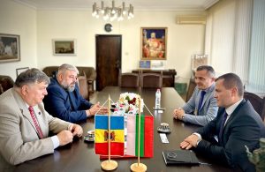 Пенчо Милков обсъди с посланика на Молдова нови възможности за сътрудничество в образованието и културата
