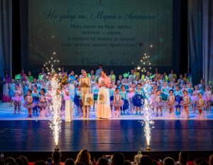 Freedom Dance Studio отпразнува 30 години с танцовия спектакъл „Цветна“