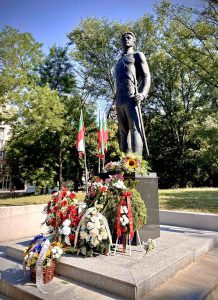 С полагане на венци и цветя Русе отбеляза 189 г. от рождението на Васил Левски