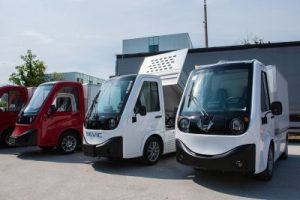 Община Пловдив осигури нов електрически автомобил и зарядна станция за нуждите на Дом за стари хора