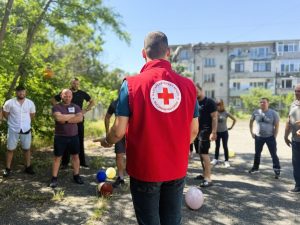 НАД 40 СПОРТНИ ТРЕНЬОРИ И УЧИТЕЛИ ПО ФИЗИЧЕСКО ВЪЗПИТАНИЕ ПРЕМИНАХА ОБУЧЕНИЯ ПО ПРОЕКТ „СПОРТНИ ТРЕНЬОРИ +“ В ЯМБОЛ