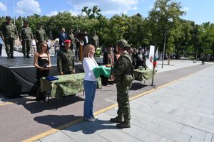 С тържествен ритуал в Стара Загора бе изпратен български военен контингент за участие в Стабилизиращите сили на НАТО в Косово