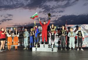 Петър Стоянов спечели в Русе първата за България европейска купа във водомоторния клас GT-15