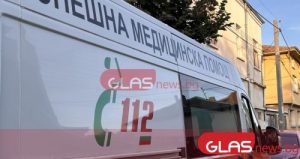Микробус удари трактор край село Иван Вазово